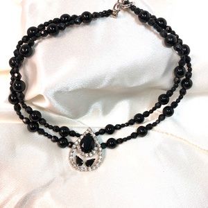 Rhinestone pendant vintage necklace